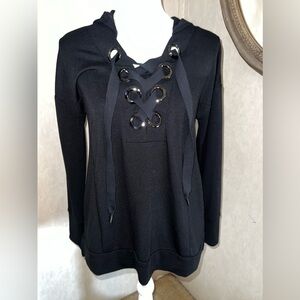 Cable & Gauge Brand light weight slip on with hood, Size M, Like new, Worn Once